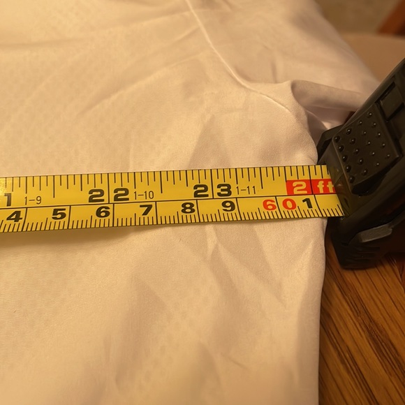 Zyia white and navy breaker jacket. Front zip, XL, 2 snap closure pockets. - Picture 10 of 10